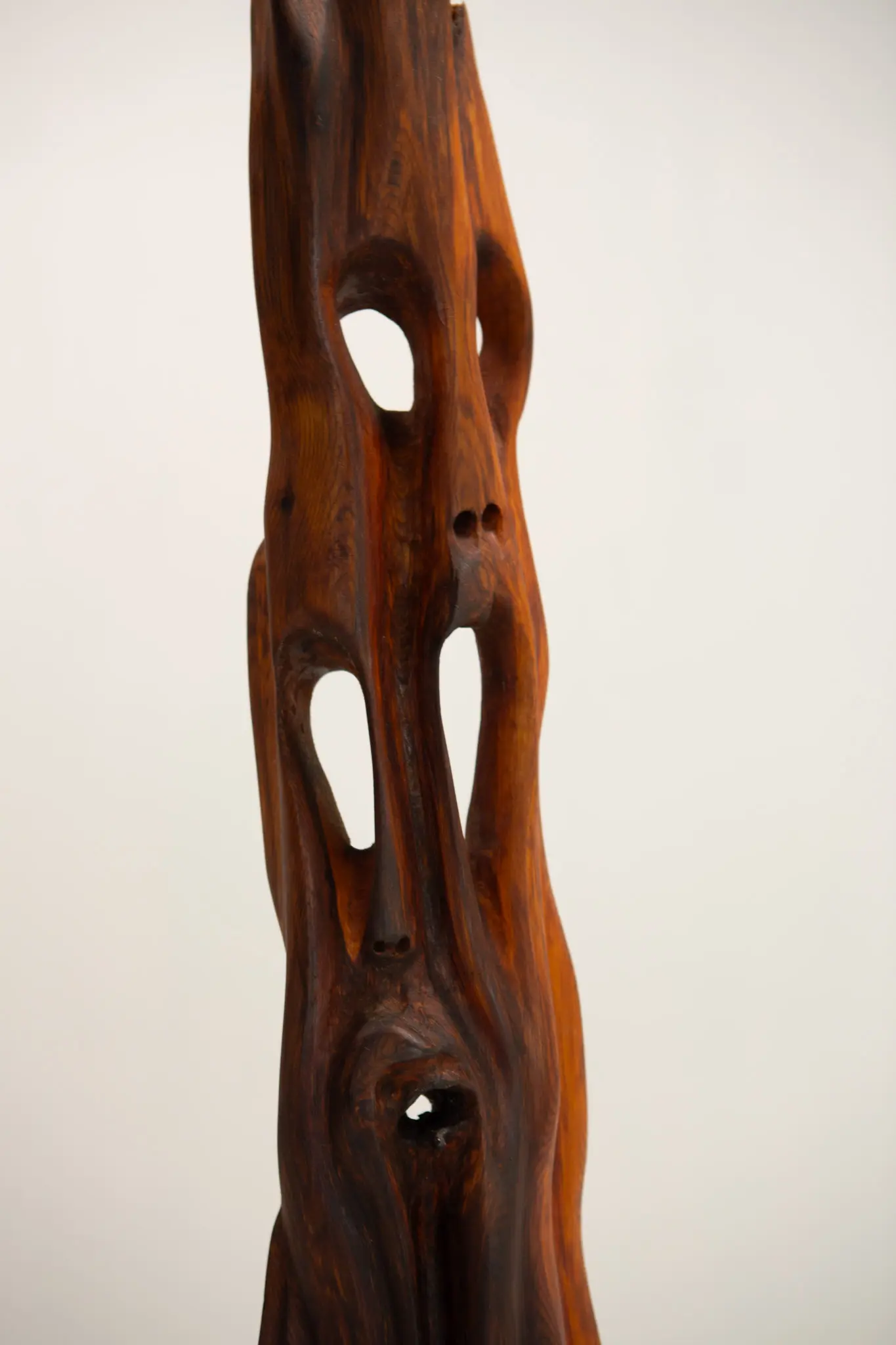 Yin-Yang, vue de la forme verticale